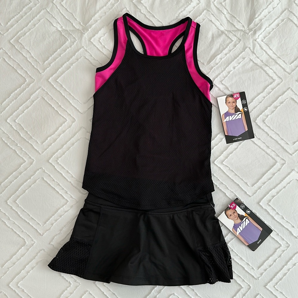 Avis - matching Tennis skort & 2 Fer Tank - XS (4-5) - black & Neon Pink - NWT